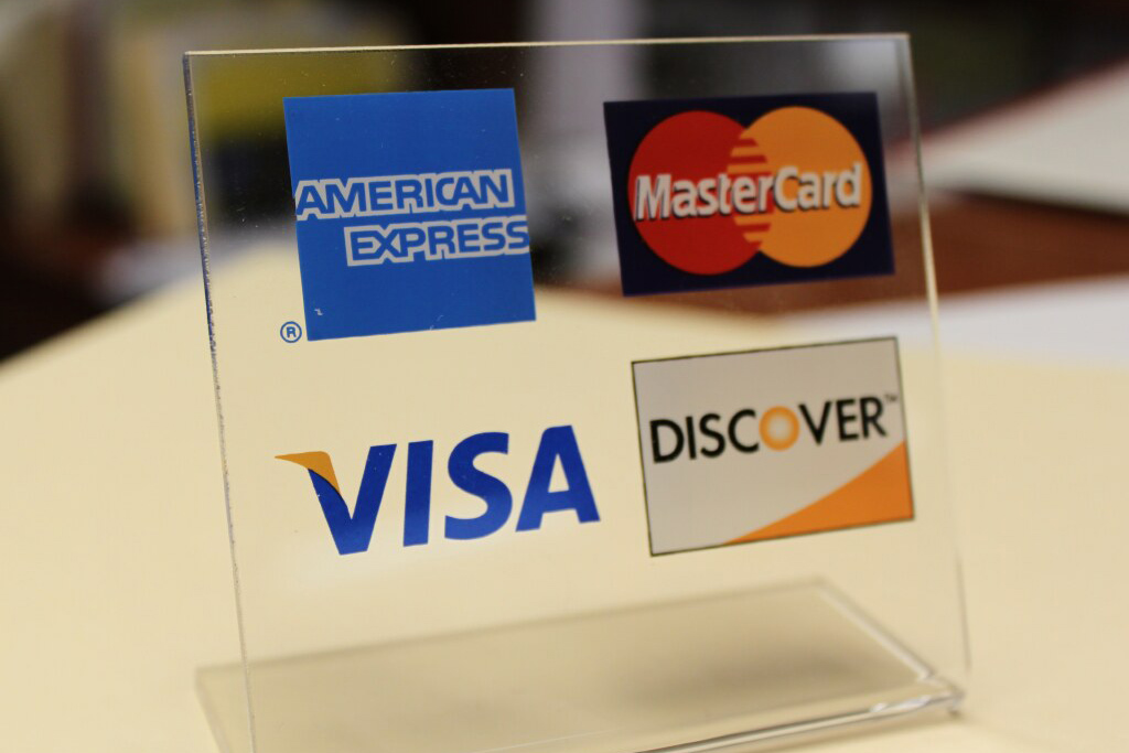 Visa, Mastercard Debuts New Buy Button to Make Online Checkout Great Again