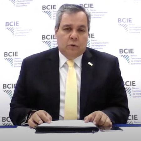 La BCIE apporte son soutien au Salvador dans sa transition pour faire du bitcoin une monnaie légale